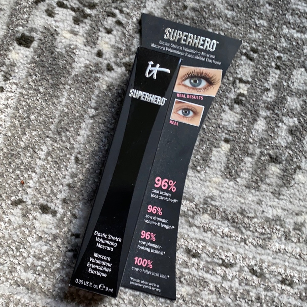 IT Cosmetics Superhero Volumizing Mascara NWT